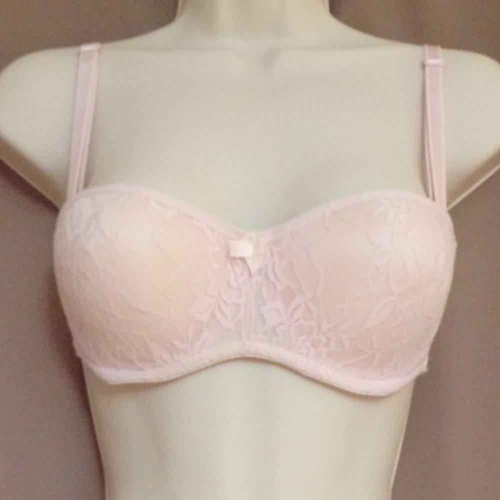 Beautiful Pink Lace Bra Size 34 B